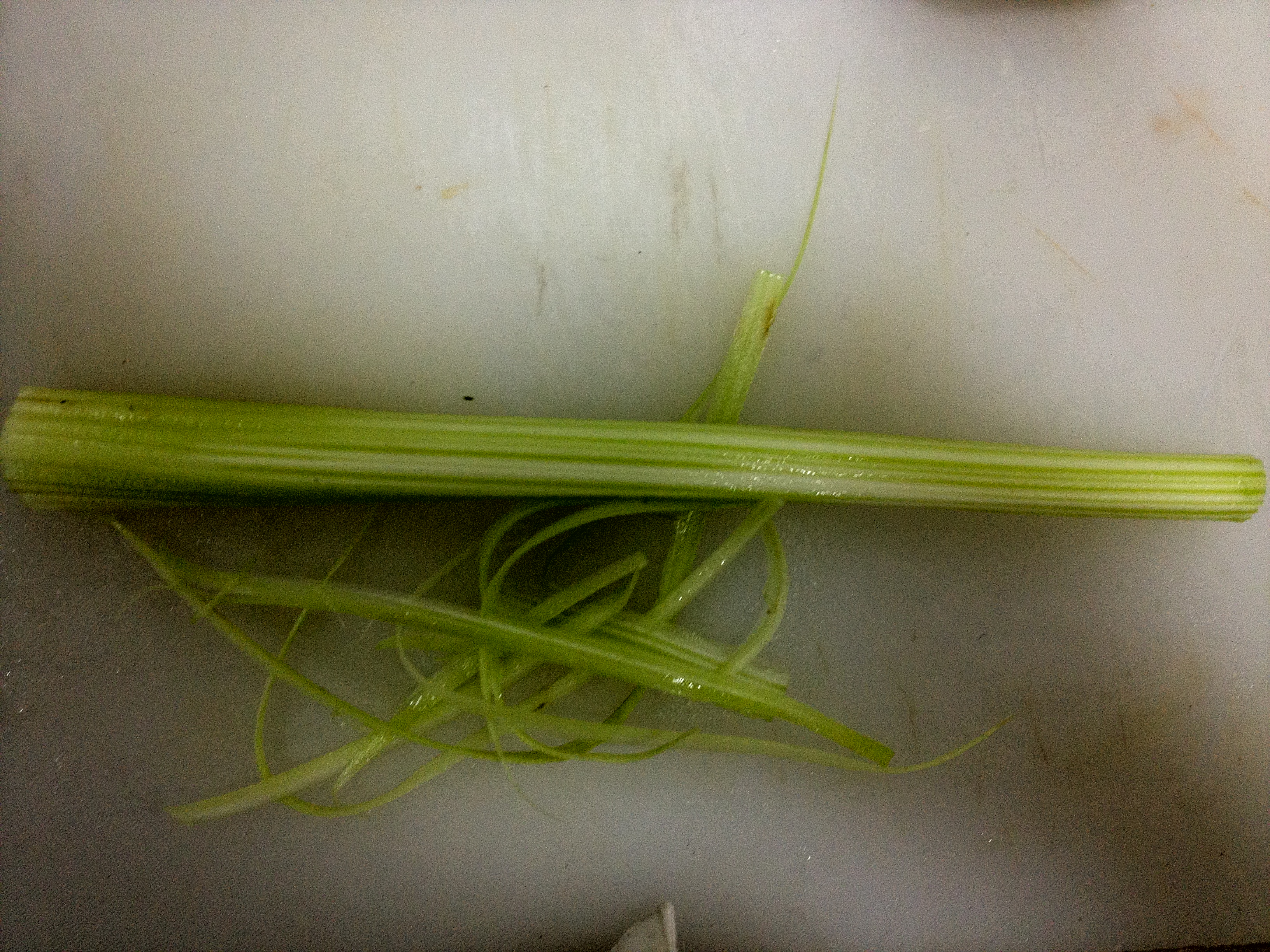 酸辣三文魚沙拉的做法步驟：2