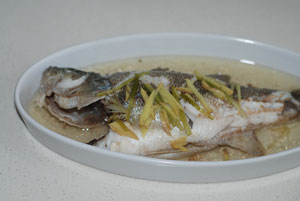 清蒸鲈魚的做法步驟：4
