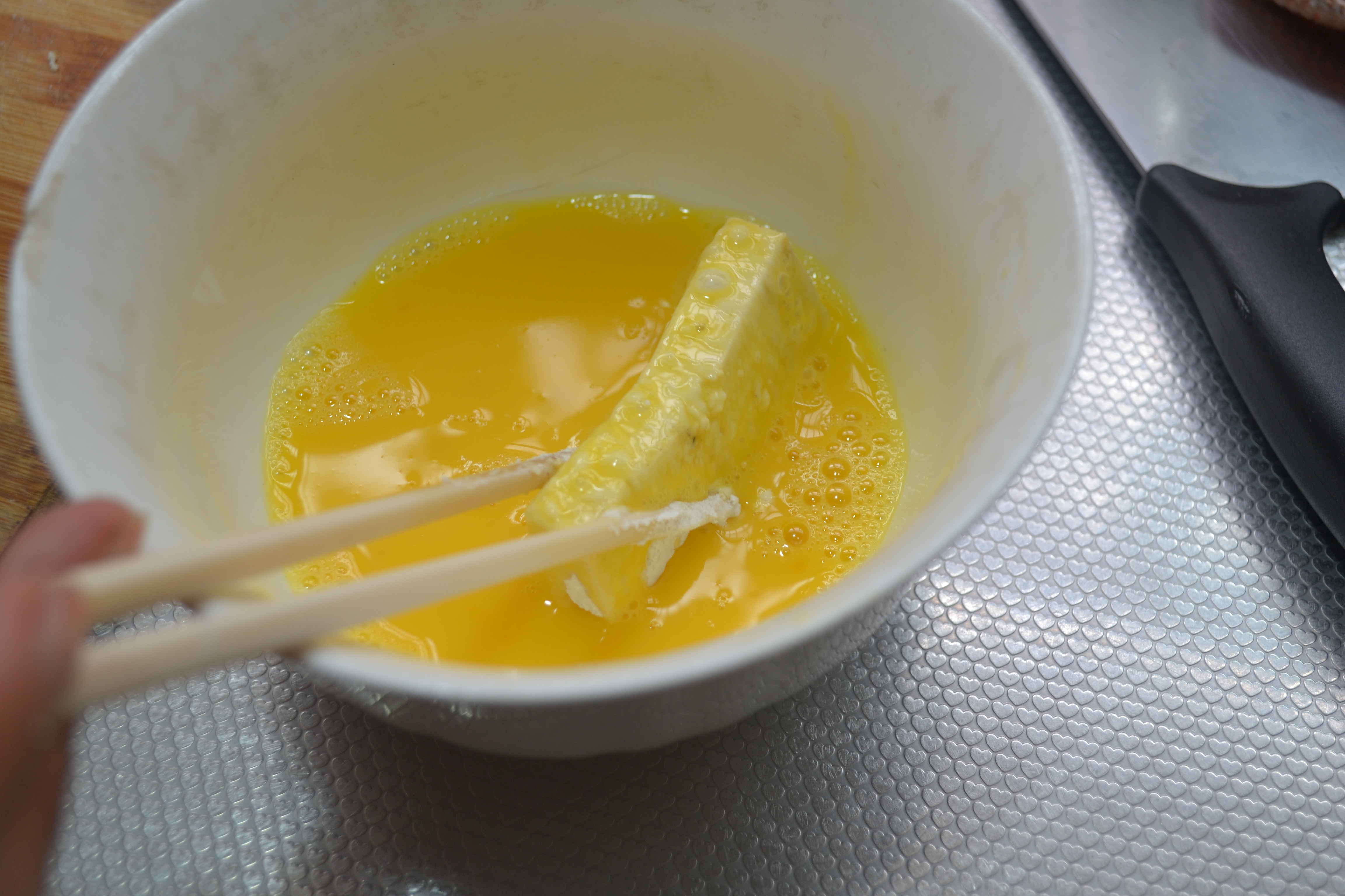 【雞汁鍋塌豆腐】的做法步驟：4