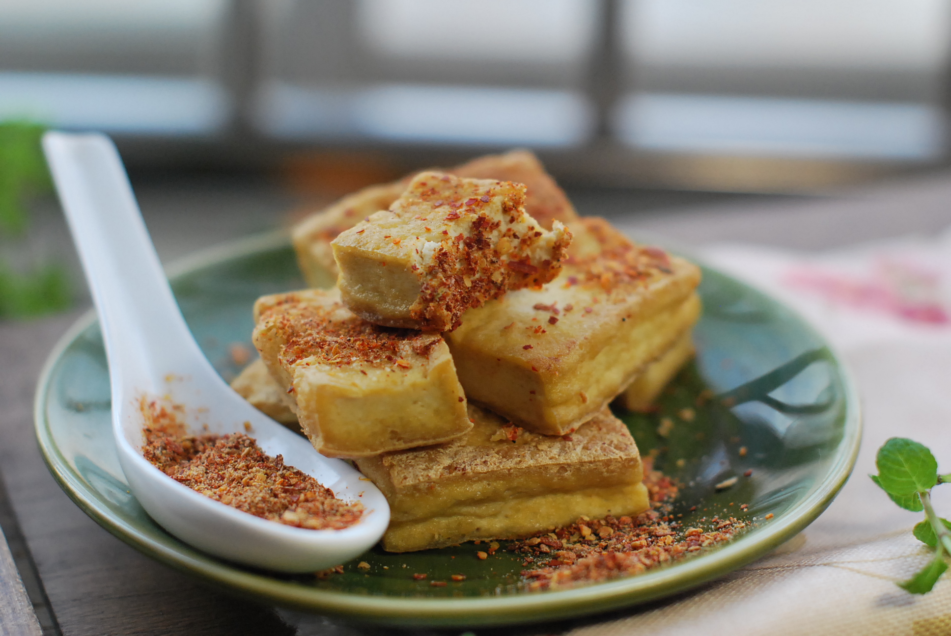 【豆腐兩吃】。椒鹽脆豆腐 & 糖醋脆豆腐的做法步驟：9