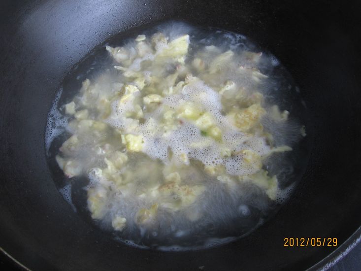 西紅柿白蛤雞蛋湯的做法步驟：6