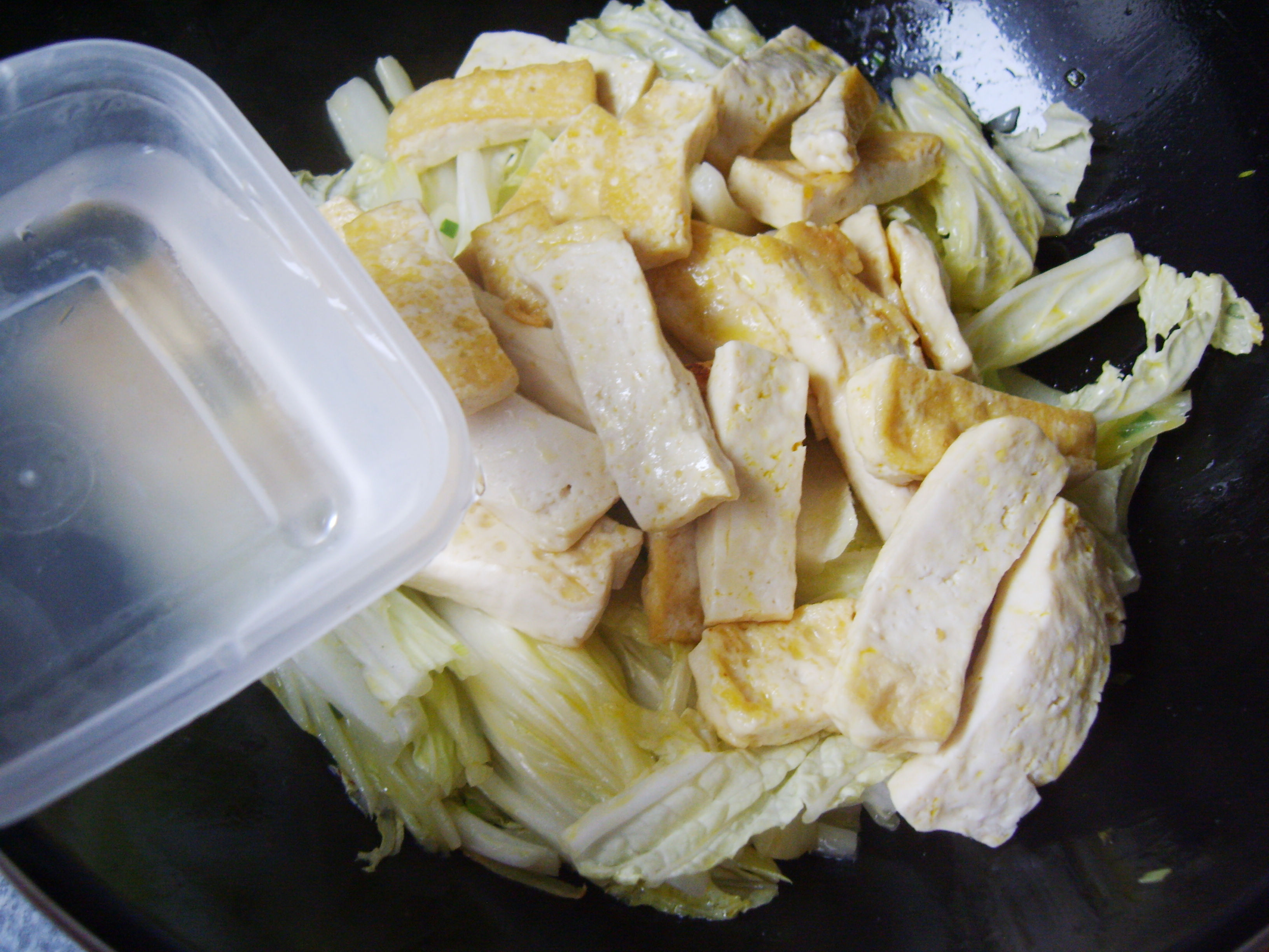 白菜炖老豆腐的做法步驟：9