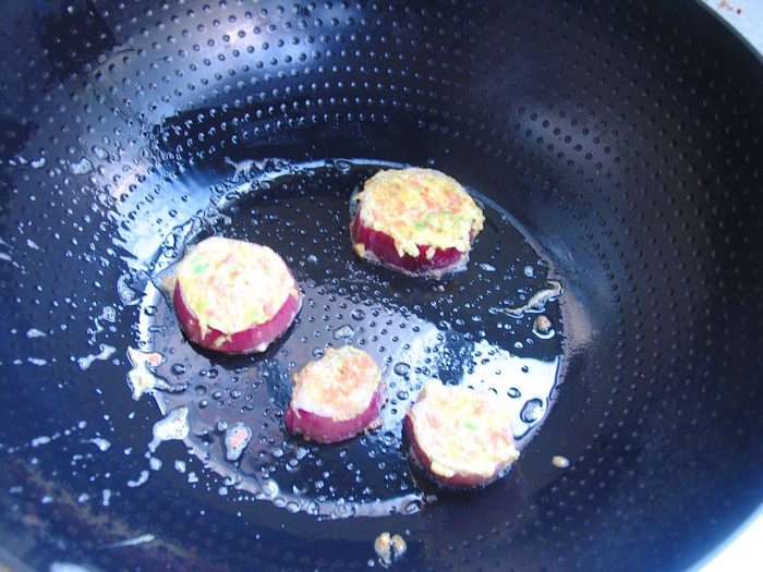 輕松營養早餐到——洋蔥營養蛋餅的做法步驟：8