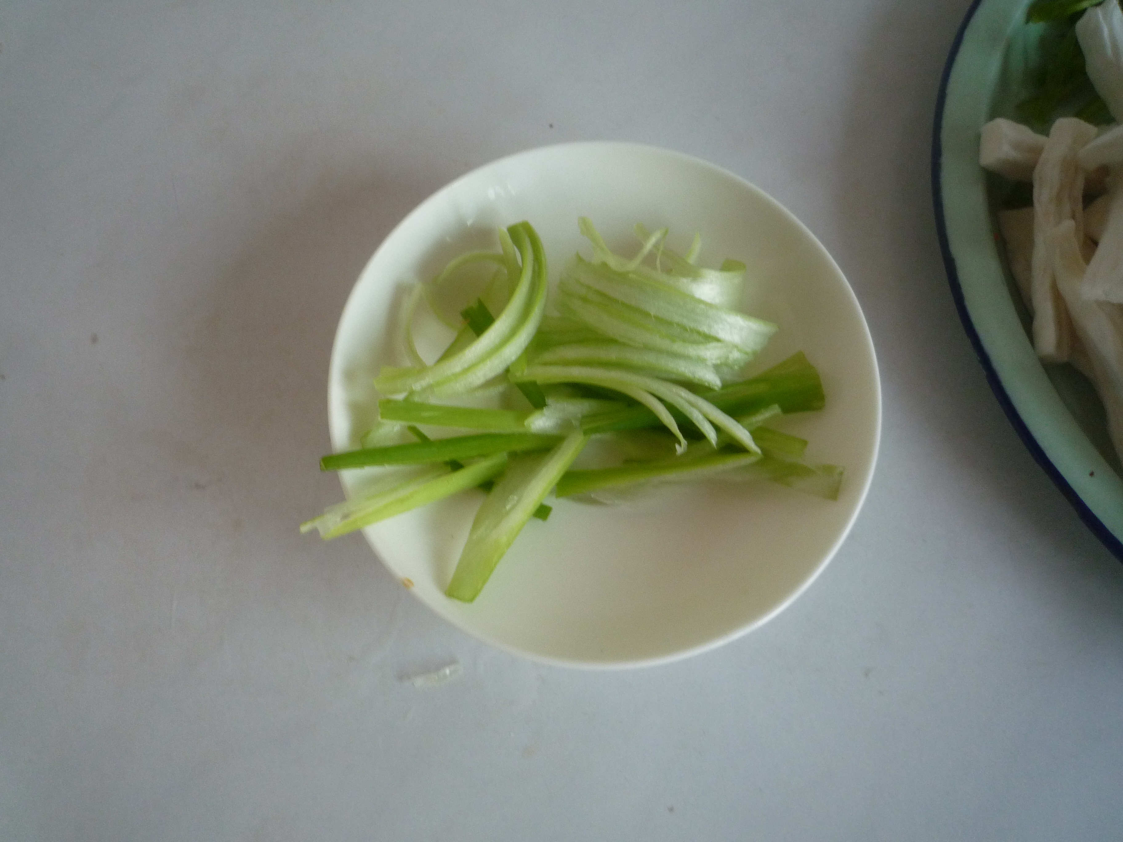 三絲杏鮑菇的做法步驟：3