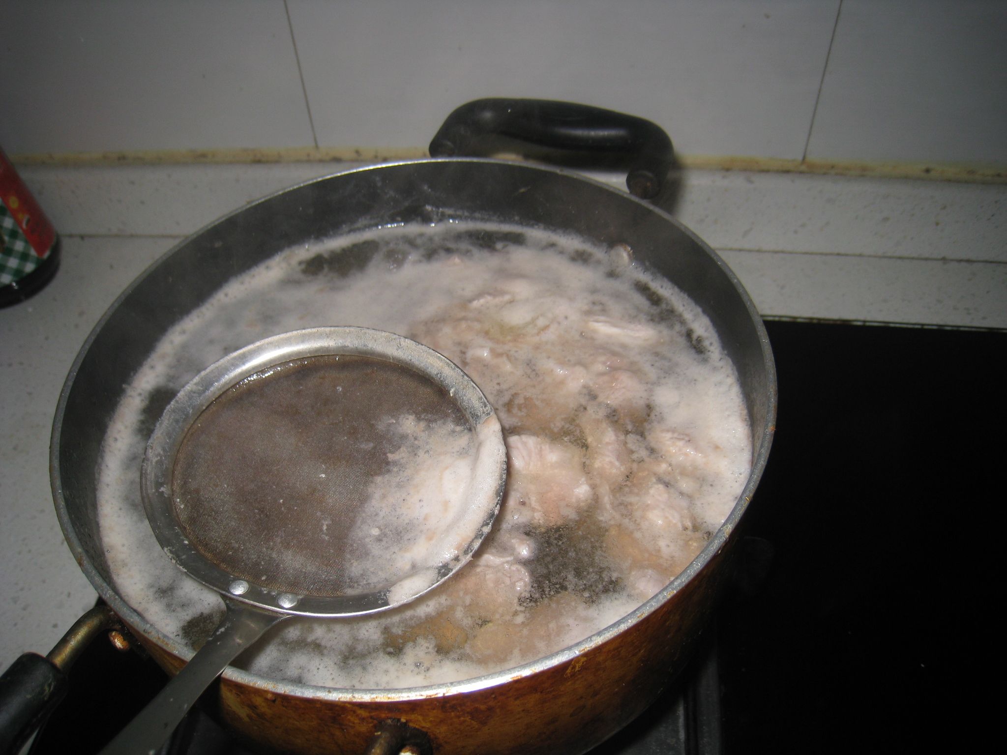松茸瘦肉湯的做法步驟：5
