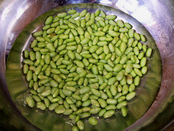 心藍手制私房菜【麻辣毛豆肉丁】——不可以浪費食物的做法步驟：3