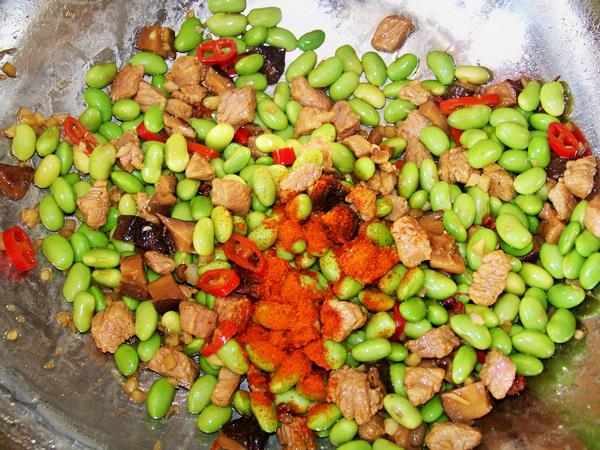 心藍手制私房菜【麻辣毛豆肉丁】——不可以浪費食物的做法步驟：7