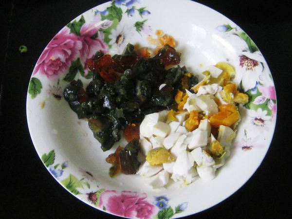 雙蛋香菜拌豆腐的做法步驟：4