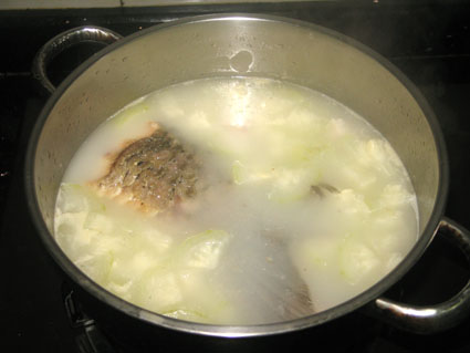 魚尾節瓜湯的做法步驟：7
