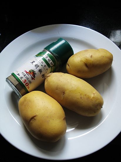 超好吃的土豆做法---香煎土豆的做法步驟：1