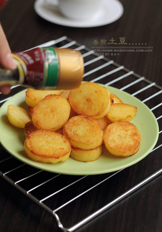 超好吃的土豆做法---香煎土豆的做法步驟：10
