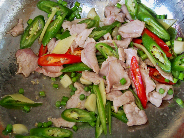 心藍手制私房菜【小炒攸縣香干】——與時尚絕緣的做法步驟：6