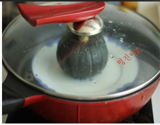 甜美的不會發胖的健康小甜點——奶香玉米小南瓜的做法步驟：5