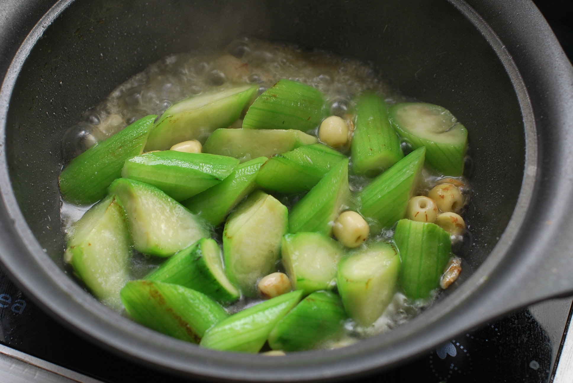 立夏。【絲瓜燴油條】的做法步驟：12