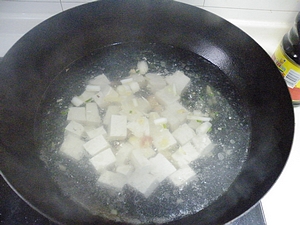 青菜瑤柱豆腐湯的做法步驟：8