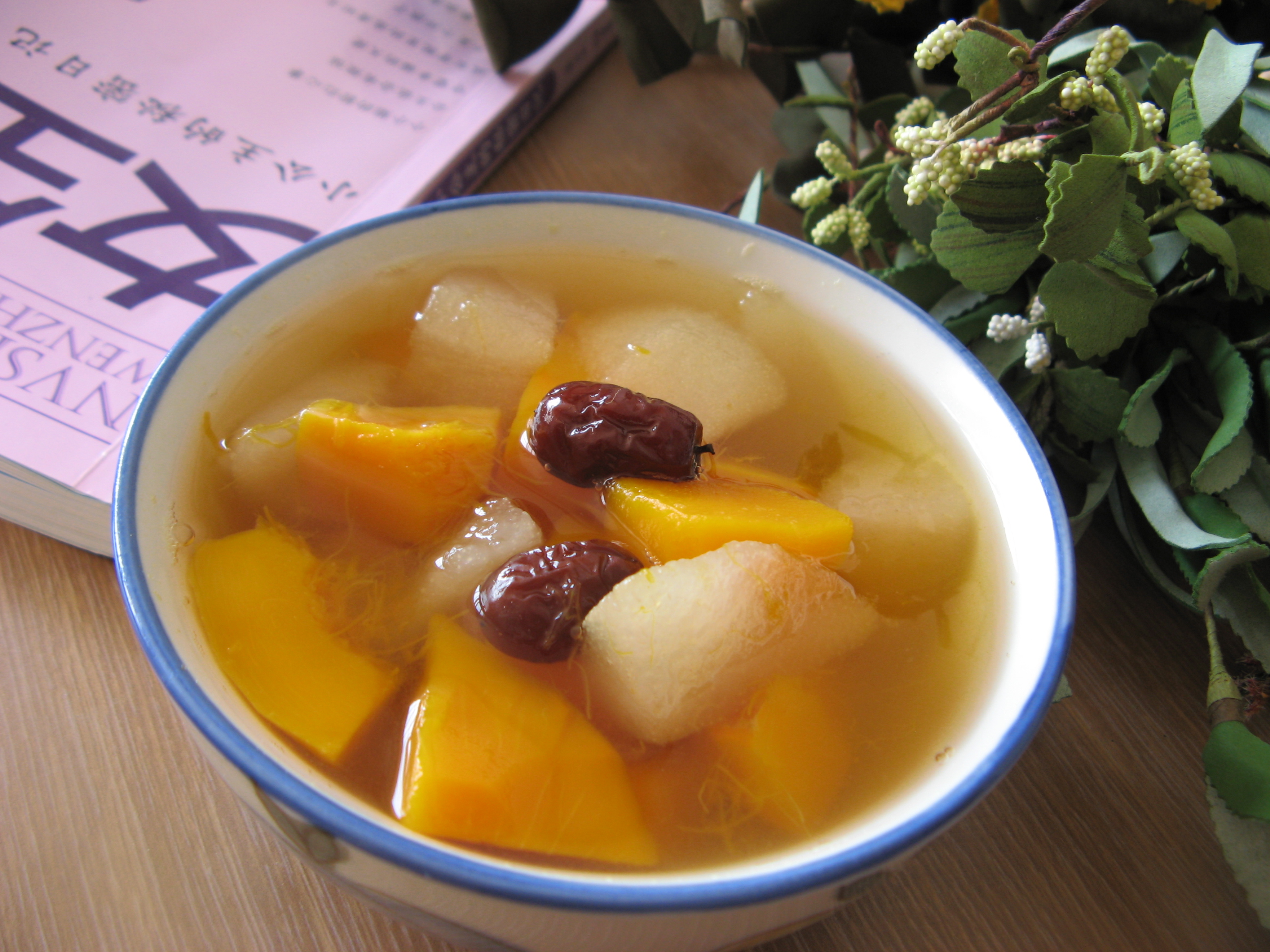 南瓜雪梨養顏湯的做法步驟：6