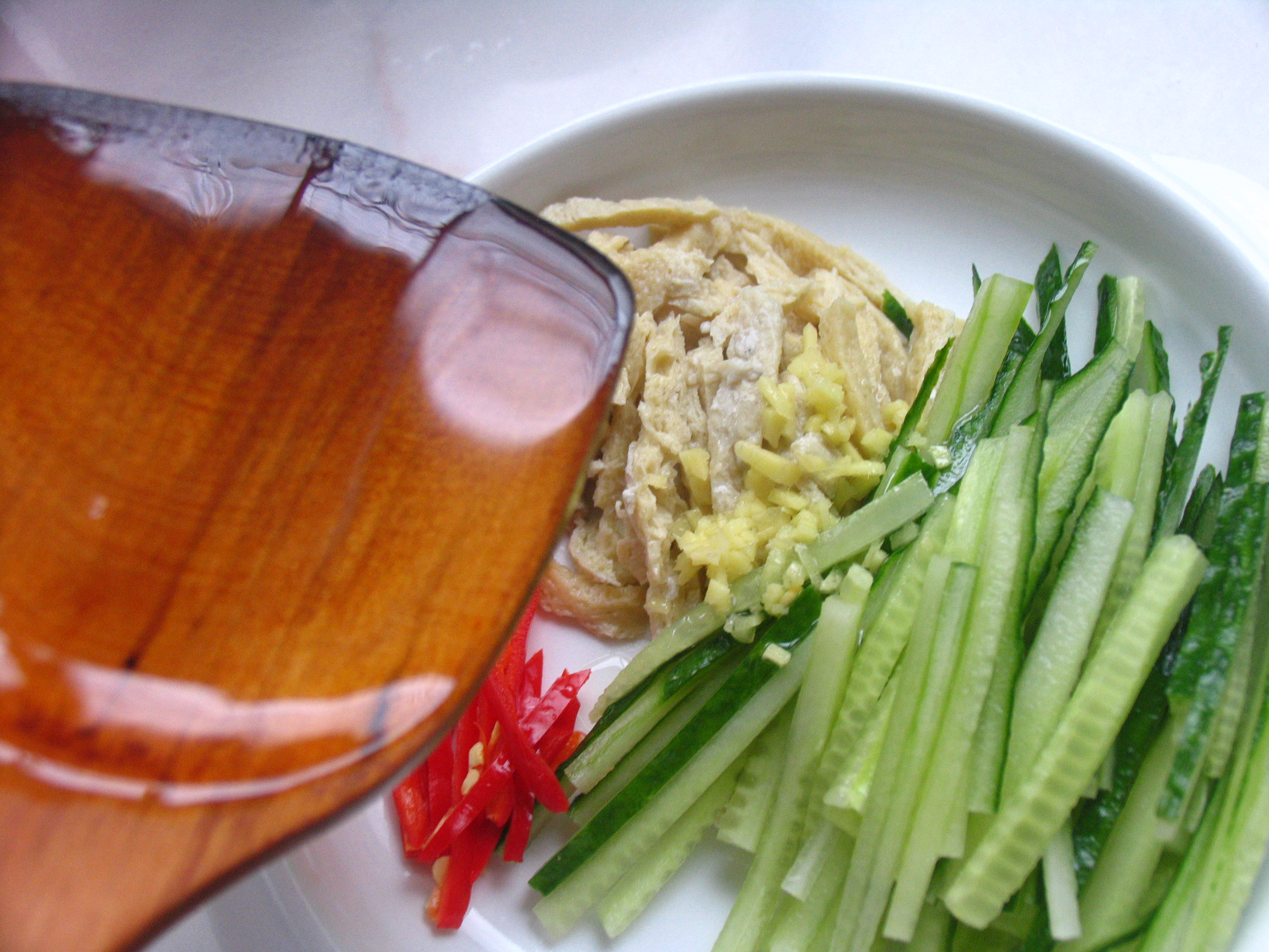 孜然黃瓜水面筋的做法步驟：3