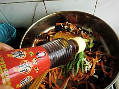 胡蘿卜炒金針菇的做法步驟：11
