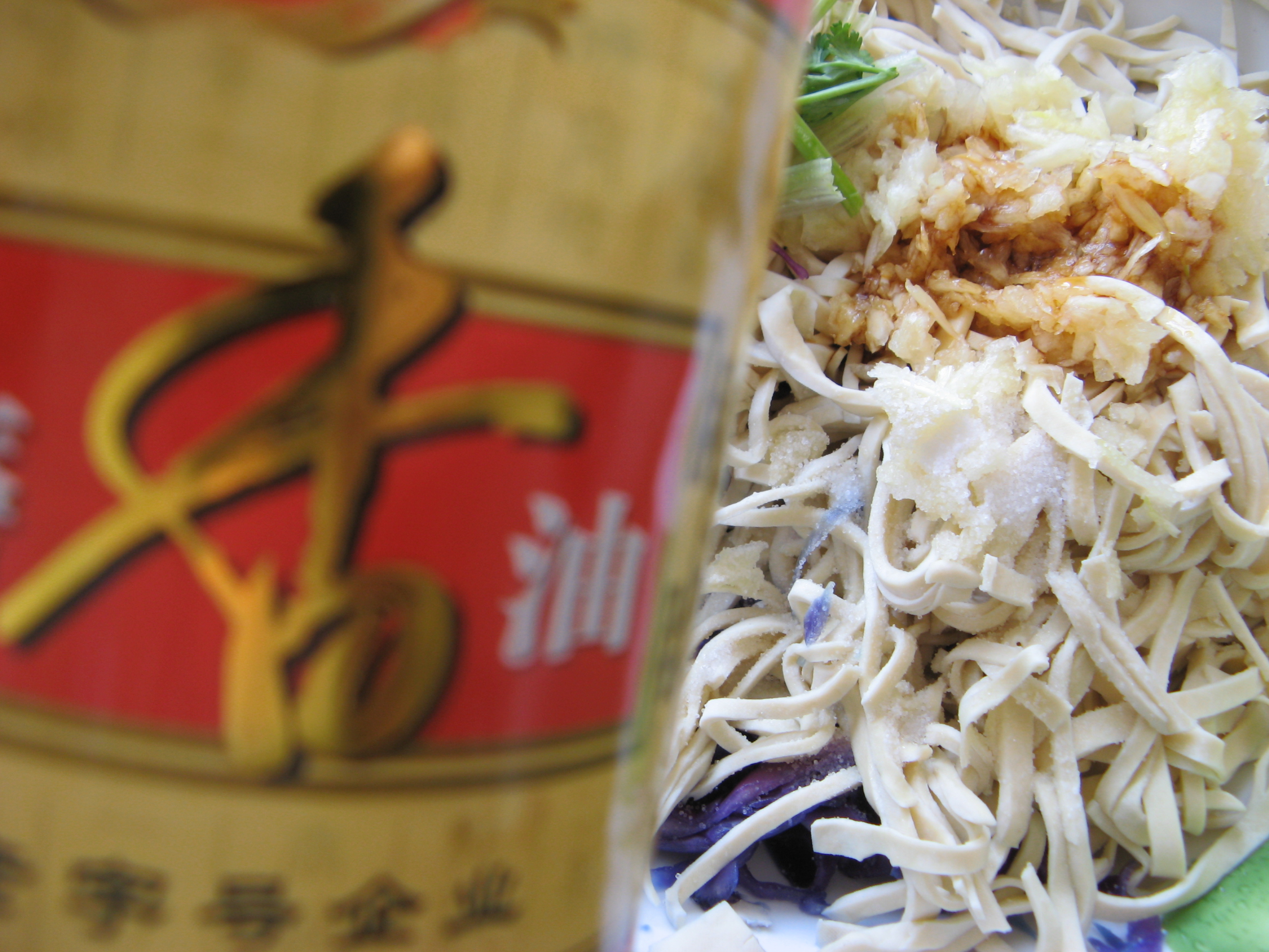 【如花美眷】紫甘藍拌豆腐絲的做法步驟：7