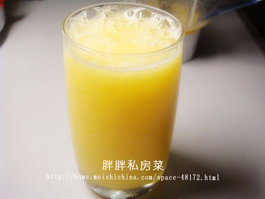 美容養顏——檸檬蘋果汁的做法步驟：7