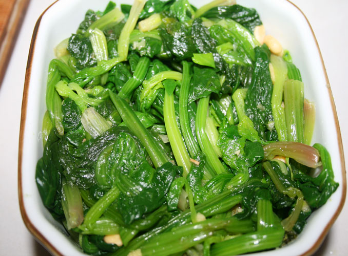 【貪嘴鹦之菠菜大變身，減肥新菜肴】松子菠菜盅的做法步驟：11