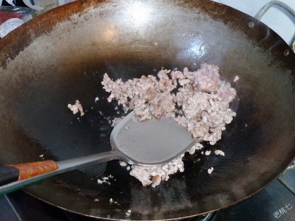 【老桃七廚房】春季養生排毒-苦中作樂的做法步驟：2