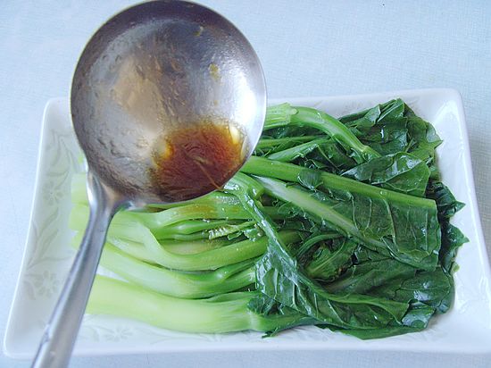 大餐後的清淡：白灼芥藍的做法步驟：9