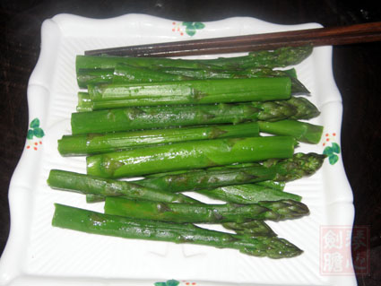 【簡單煮意，美味生活】---竹荪蘆筍的做法步驟：2