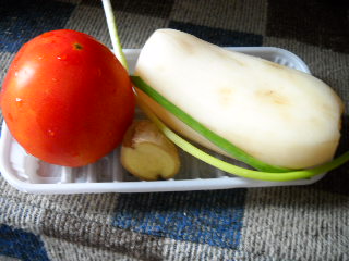 茄汁鮮藕片的做法步驟：1