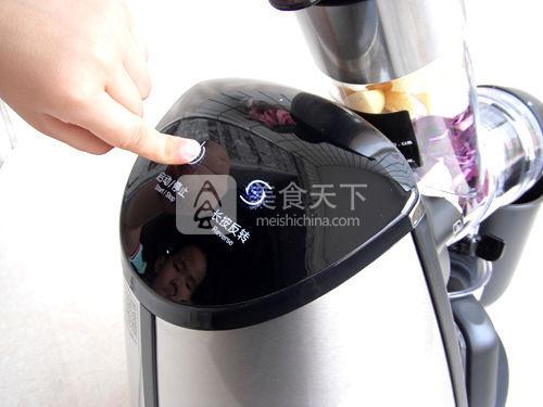 【雪梨甘藍汁】的做法步驟：5