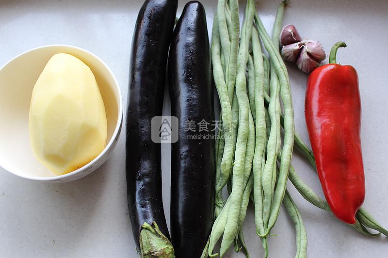 茄子土豆豆角的做法步驟：1