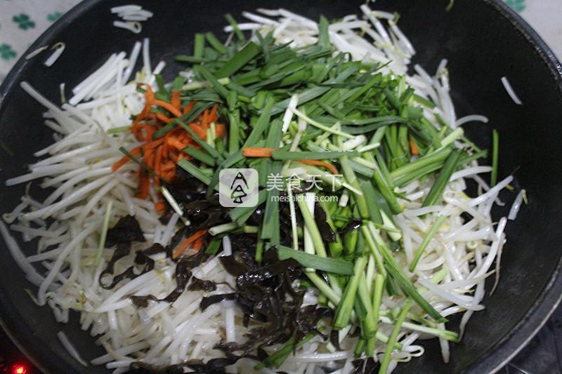 韭菜炒綠豆芽的做法步驟：4