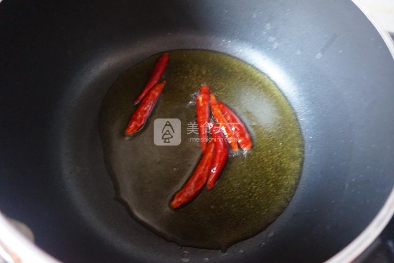 脆果仁拌菠菜的做法步驟：7