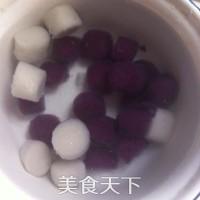 芋圓牛奶水果冰的做法步驟：1