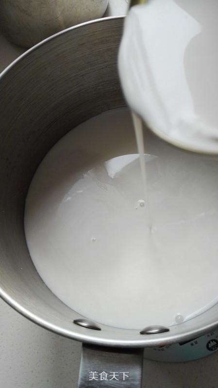 椰絲牛奶涼糕的做法步驟：5