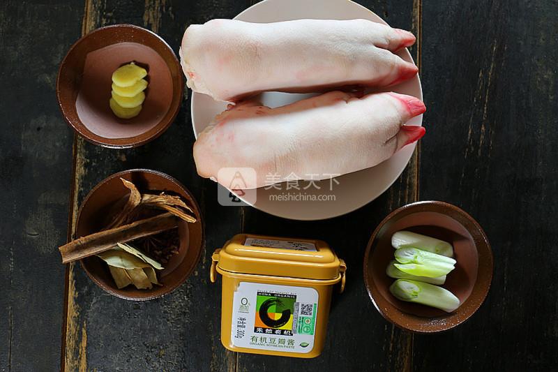 琥珀當歸豬腳凍的做法步驟：1
