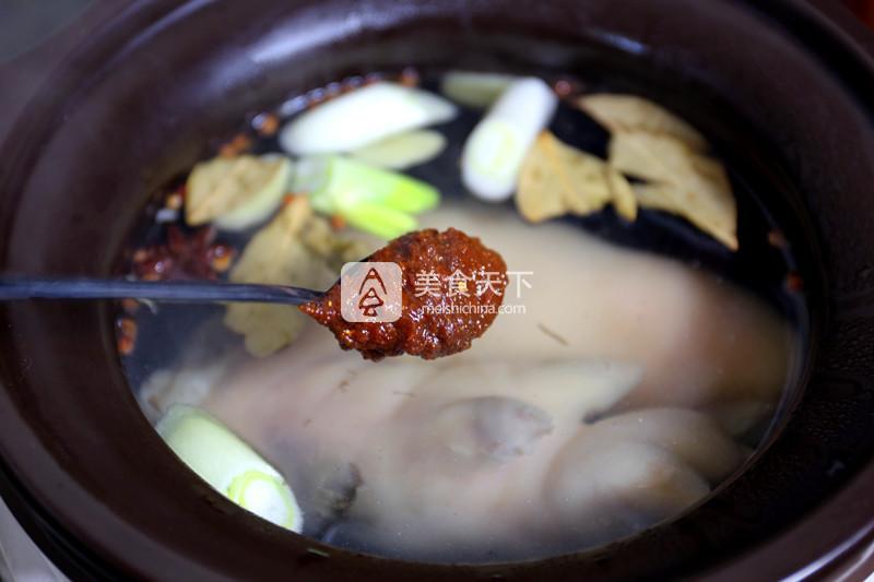 琥珀當歸豬腳凍的做法步驟：4