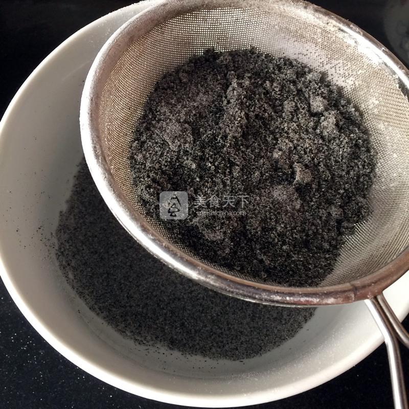 黑芝麻粉馬卡龍的做法步驟：1