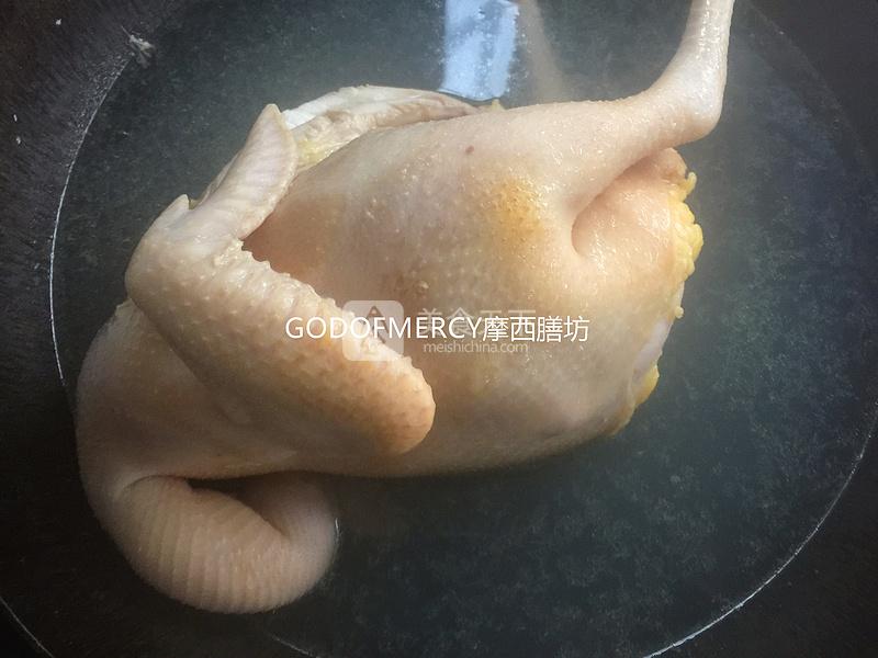 春季滋補養生最佳選擇天麻核桃枸杞雞湯的做法步驟：5