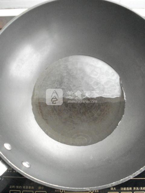 油鹽核桃仁的做法步驟：1