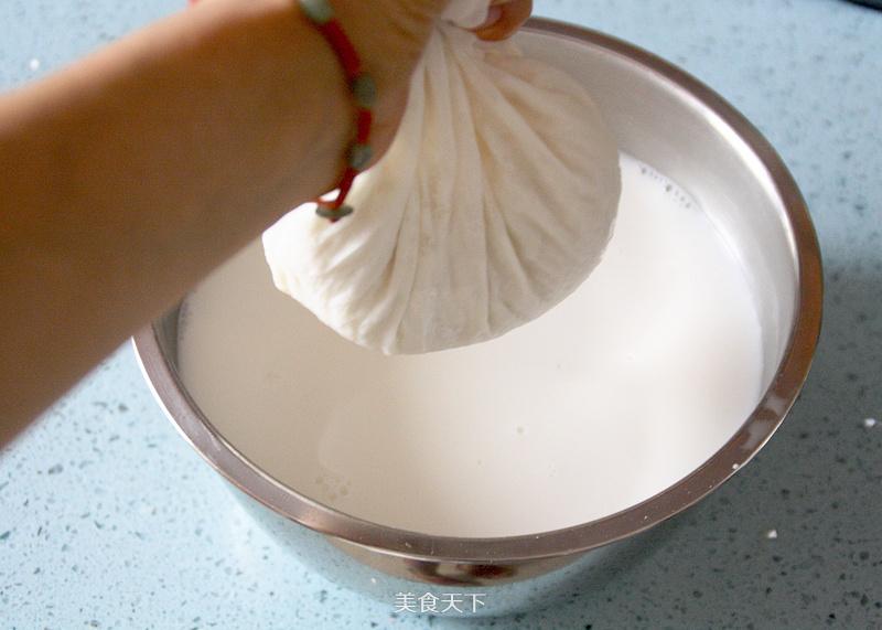 五彩杏仁豆腐的做法步驟：3