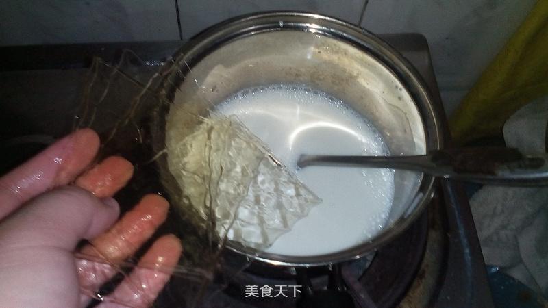 美顏豐胸好神器——木瓜牛奶凍的做法步驟：7