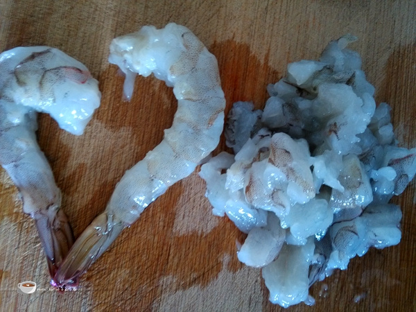 【兒童營養早餐】細嫩爽滑的蝦仁雞蛋羹的做法步驟：3
