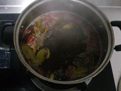 烤出來的美味滋補美容聖品——烤豬蹄的做法步驟：4