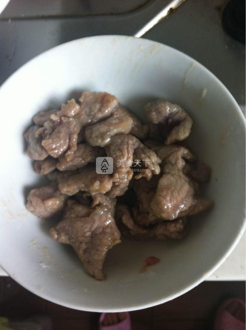  西芹炒肉片的做法步驟：5