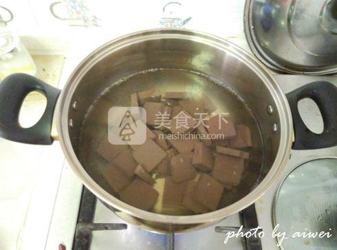 豬血菠菜湯的做法步驟：4