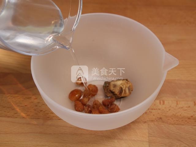 羅漢果冬瓜煲排骨湯的做法步驟：1