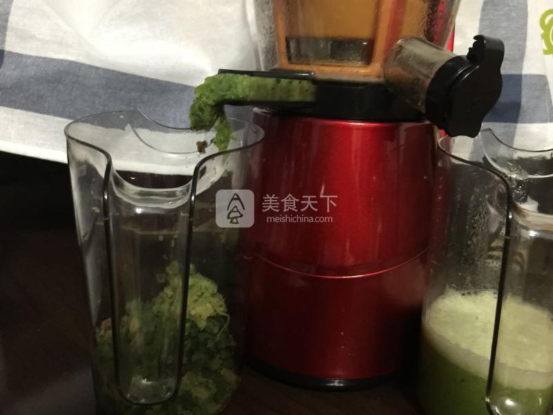 西芹黃瓜蘋果汁的做法步驟：9