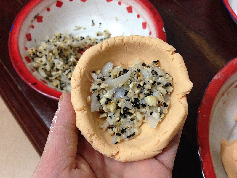 【芝麻番薯餅】的做法步驟：10