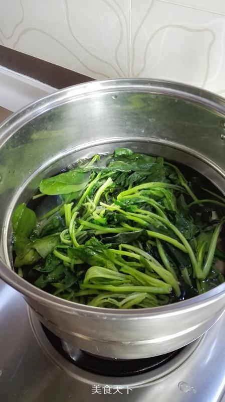 海虹拌菠菜的做法步驟：5